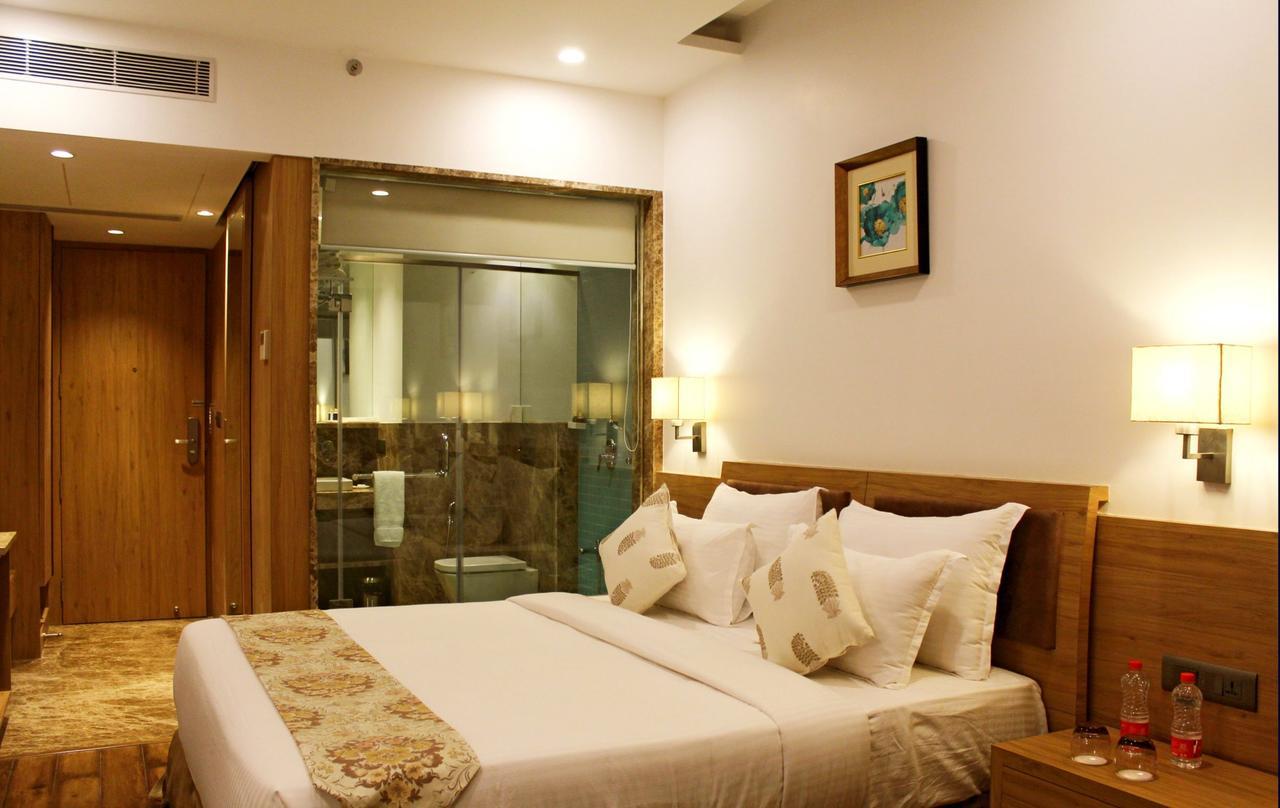 Skk Blu Hotel & Spa Udaipur Luaran gambar