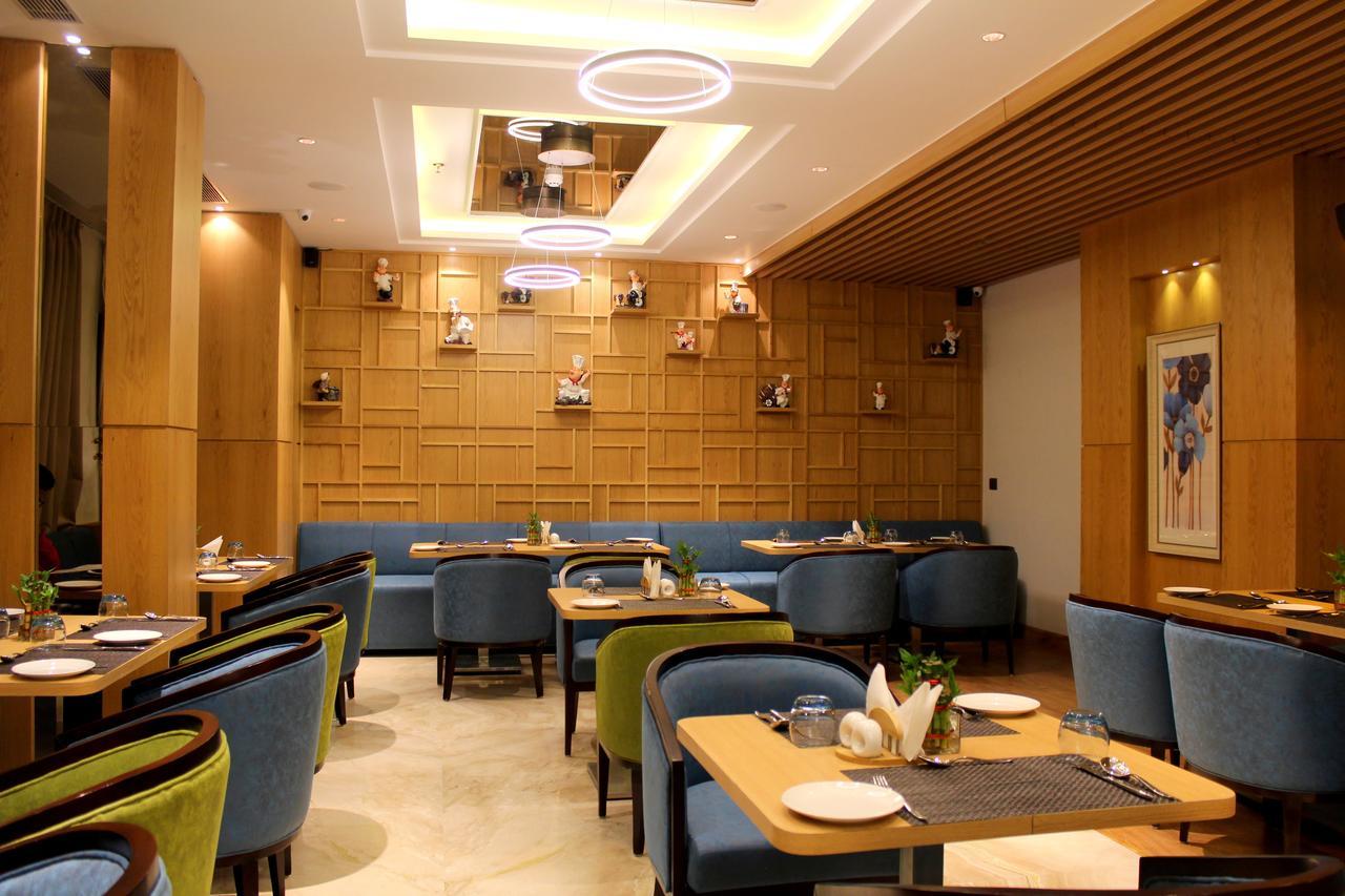 Skk Blu Hotel & Spa Udaipur Luaran gambar