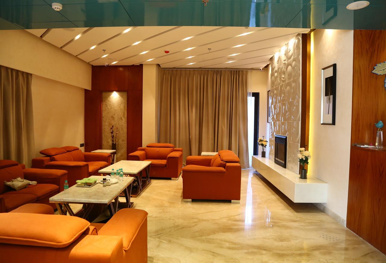 Skk Blu Hotel & Spa Udaipur Luaran gambar