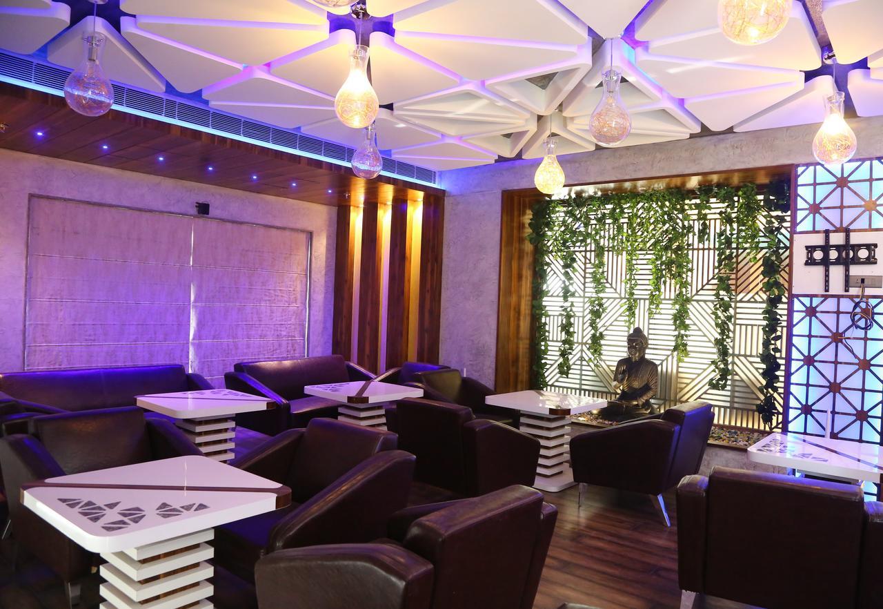Skk Blu Hotel & Spa Udaipur Luaran gambar