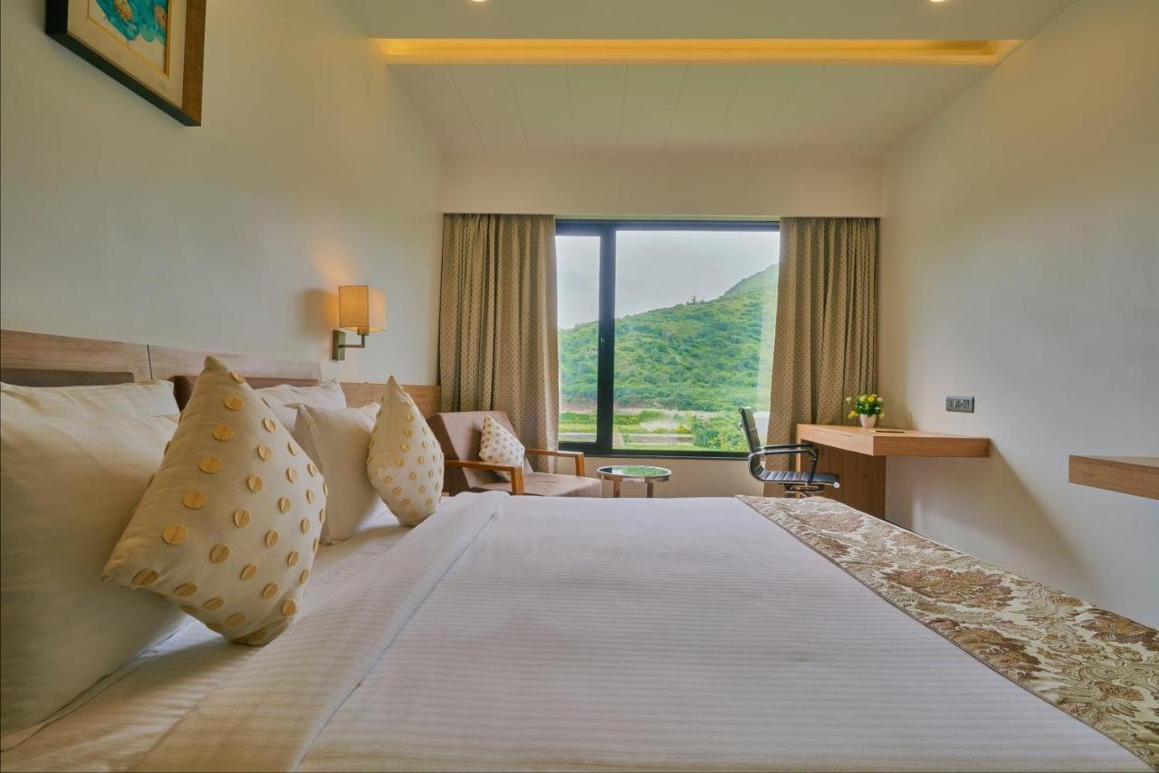 Skk Blu Hotel & Spa Udaipur Luaran gambar