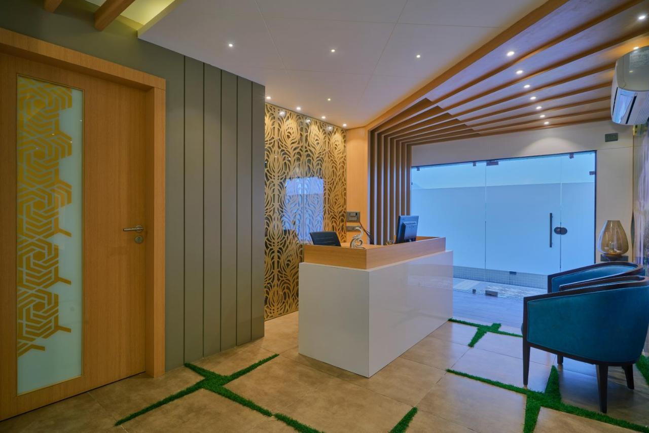 Skk Blu Hotel & Spa Udaipur Luaran gambar