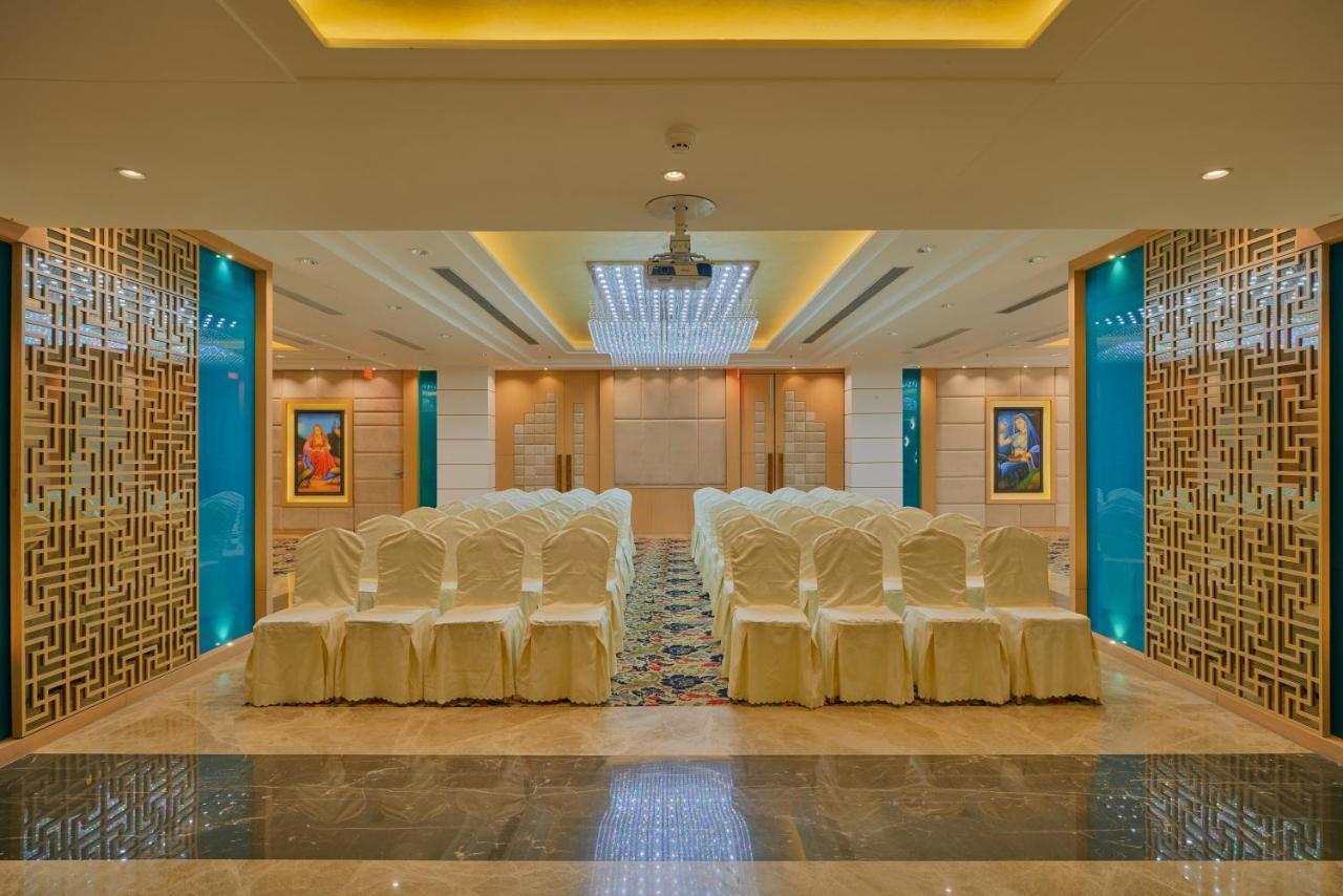 Skk Blu Hotel & Spa Udaipur Luaran gambar