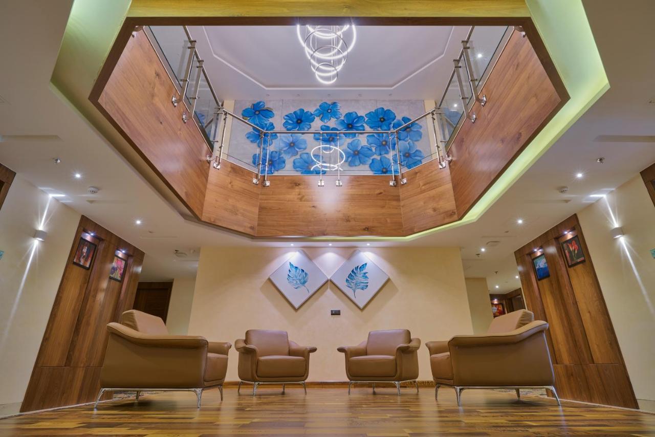 Skk Blu Hotel & Spa Udaipur Luaran gambar