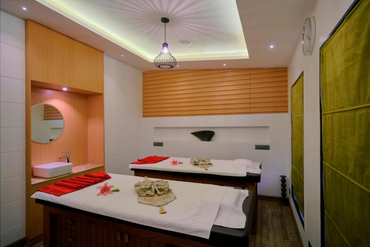 Skk Blu Hotel & Spa Udaipur Luaran gambar